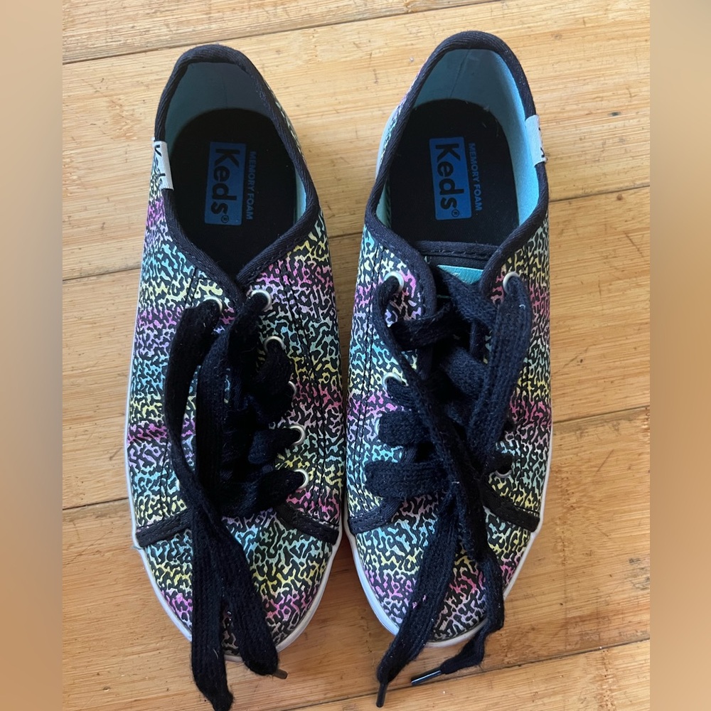 Girls size 2 Keds